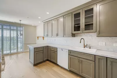 820 Weidner Road #409, Buffalo Grove, IL 60089 - Photo 3