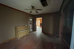 203 E Washington St, Avon, IL 61415 - Photo 7