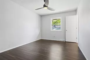 110 S Hershey Rd, Bloomington, IL 61704 - Photo 15