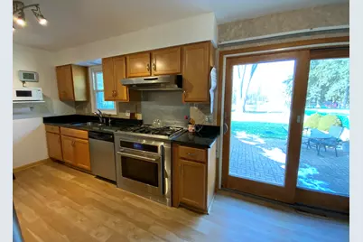 301 N View Street, Hinckley, IL 60520 - Photo 7