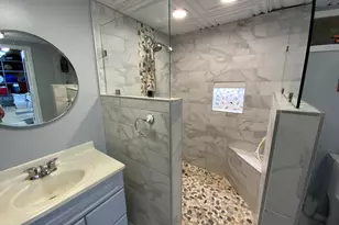 301 N View St, Hinckley, IL 60520 - Photo 17