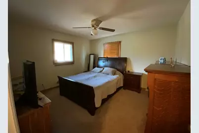 301 N View Street, Hinckley, IL 60520 - Photo 9