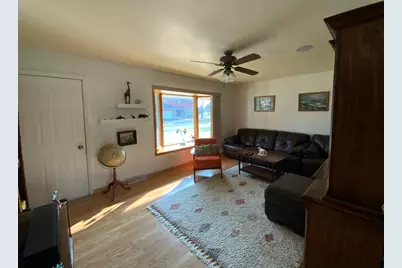 301 N View Street, Hinckley, IL 60520 - Photo 3