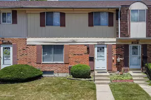 2092 Euclid Ct, Richton Park, IL 60471 - Photo 1