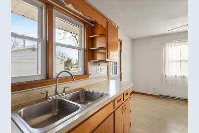 205 N Seward Street, Winnebago, IL 61088 - Photo 13