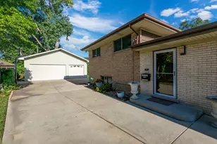 8606 Lillibet Terrace, Morton Grove, IL 60053 - Photo 33