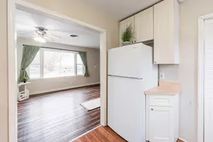 210 S Malta Rd, Malta, IL 60150 - Photo 13