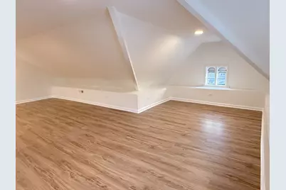 [Address not provided], Skokie, IL 60076 - Photo 13