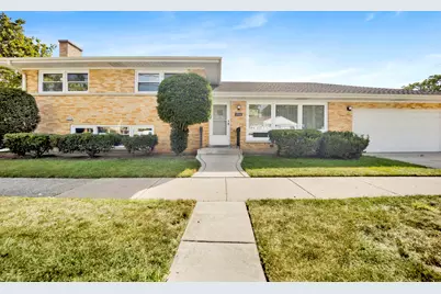 1900 Manchester Avenue, Westchester, IL 60154 - Photo 1