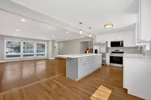 1900 Manchester Ave, Westchester, IL 60154 - Photo 5