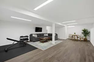 1900 Manchester Ave, Westchester, IL 60154 - Photo 17