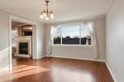 201 S Main Street, Leroy, IL 61752 - Photo 9