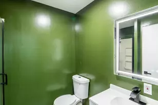 800 Brook Dr, Streamwood, IL 60107 - Photo 17