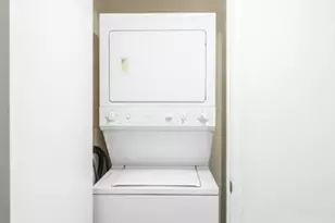 800 Brook Dr, Streamwood, IL 60107 - Photo 19