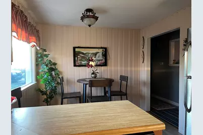 2305 W Grove Avenue, Waukegan, IL 60085 - Photo 13
