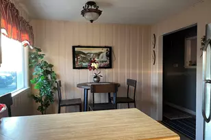 2305 W Grove Ave, Waukegan, IL 60085 - Photo 13