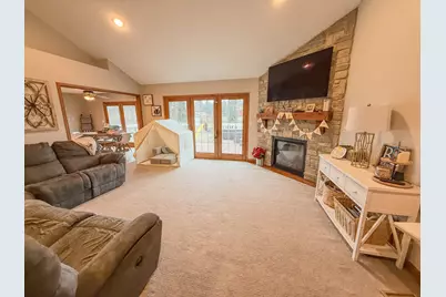 10052 Landmark Drive, Rock Falls, IL 61071 - Photo 9