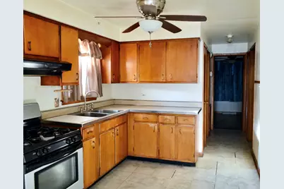 9238 S Normal Avenue, Chicago, IL 60620 - Photo 5