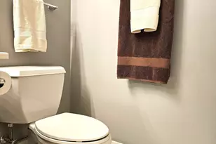 2323 W Pershing Rd, Chicago, IL 60609 - Photo 17