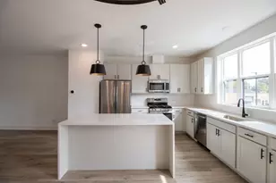 8380 Miami Ave, Morton Grove, IL 60053 - Photo 5