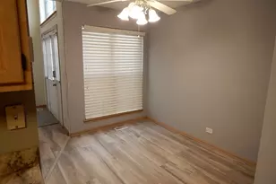 2223 Seaver Ln, Hoffman Estates, IL 60169 - Photo 15