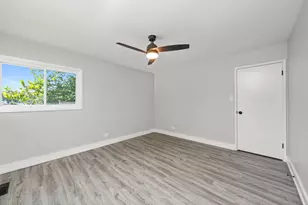 338 Farragut St, Park Forest, IL 60466 - Photo 11