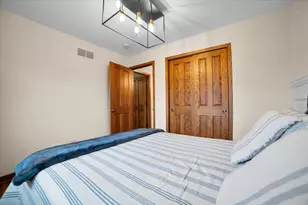 609 Trent Ln, Schaumburg, IL 60193 - Photo 25