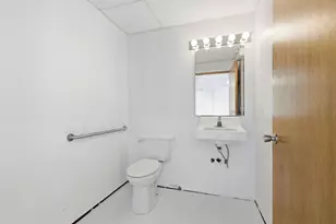 6301 N Northwest Hwy, Chicago, IL 60631 - Photo 9