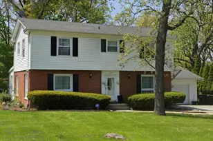 2724 Chariot Ln, Olympia Fields, IL 60461 - Photo 3