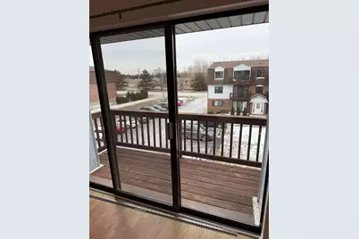 4208 Central Road #4F, Glenview, IL 60025 - Photo 9