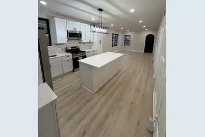 [Address not provided], Phoenix, IL 60426 - Photo 5