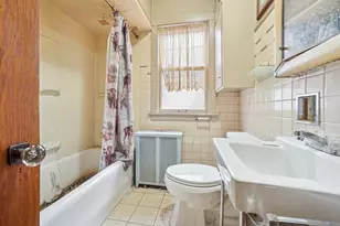 1832 Elmwood Ave, Berwyn, IL 60402 - Photo 17