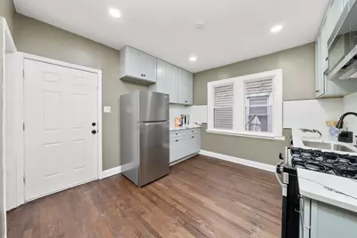 10813 S Eggleston Avenue, Chicago, IL 60628 - Photo 5