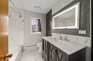 175 S Harrison Ave, Aurora, IL 60506 - Photo 15