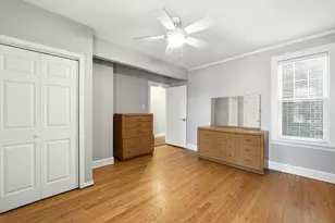 2600 W North Shore Ave, Chicago, IL 60645 - Photo 17