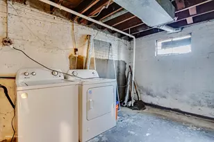 2130 W 71st Pl, Chicago, IL 60636 - Photo 35