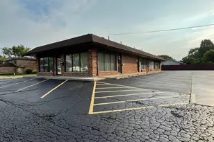 613 Front St, McHenry, IL 60050 - Photo 1