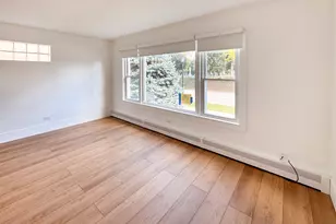 332 N Smith St, Palatine, IL 60067 - Photo 9