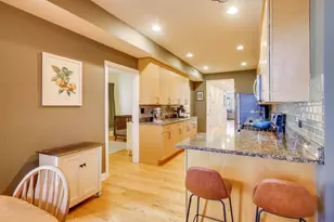 2537 N Hamlin Ave, Chicago, IL 60647 - Photo 9