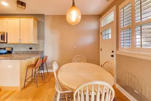 2537 N Hamlin Ave, Chicago, IL 60647 - Photo 7