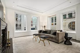 159 E Walton Pl, Chicago, IL 60611 - Photo 5