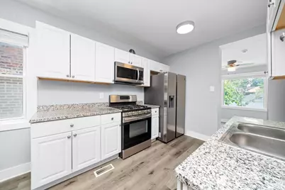 9132 S Saginaw Avenue, Chicago, IL 60617 - Photo 15