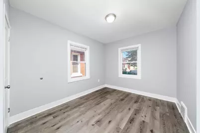 9132 S Saginaw Avenue, Chicago, IL 60617 - Photo 21