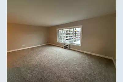 110 N Kenilworth Avenue #4E, Oak Park, IL 60301 - Photo 3