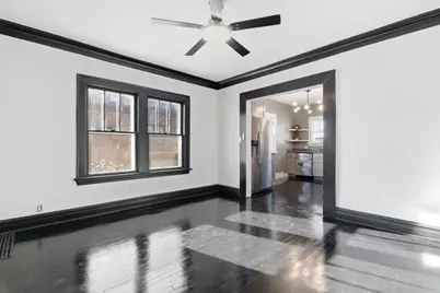 306 Oak Crest Street, Waukegan, IL 60085 - Photo 7