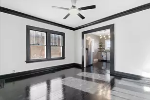 306 Oak Crest St, Waukegan, IL 60085 - Photo 7