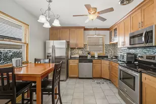 10551 Essex St, Westchester, IL 60154 - Photo 5