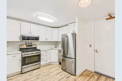 400 E Randolph Street #1804, Chicago, IL 60601 - Photo 5