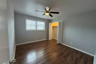 5484 W Higgins Ave, Chicago, IL 60630 - Photo 3