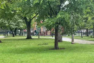 5484 W Higgins Ave, Chicago, IL 60630 - Photo 15